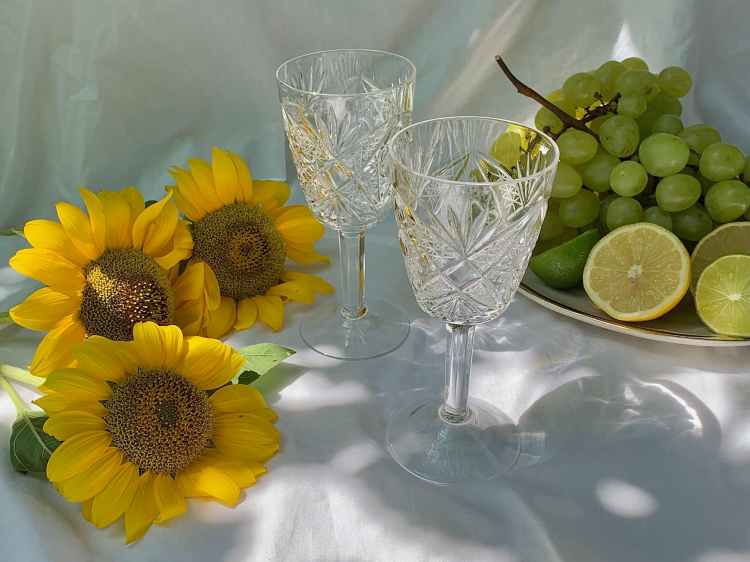 Happy New Year: 12 Grapes, 12&nbsp;Wishes